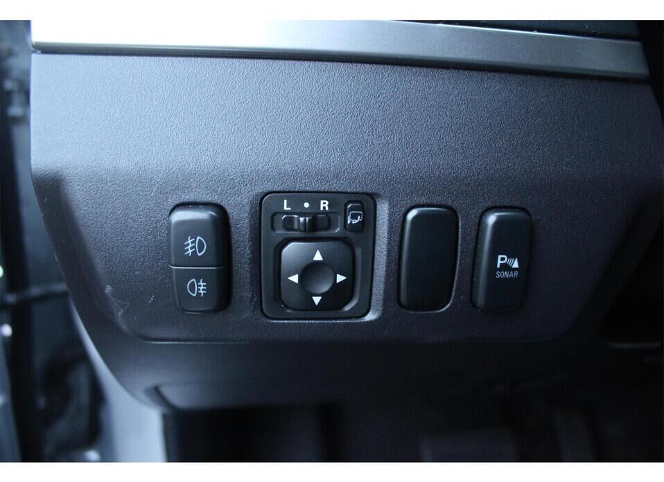 Mitsubishi Pajero, IV 3.0 AT (178 л.с.) 4WD