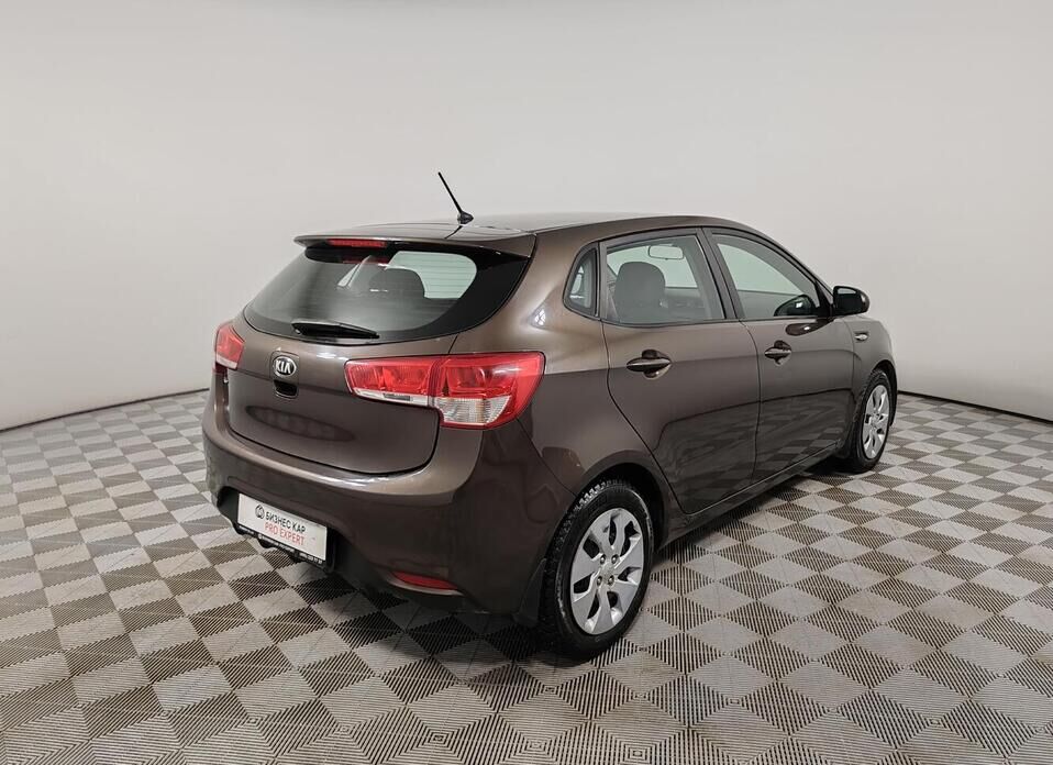 Kia Rio, III Рестайлинг 1.6 AT (123 л.с.)