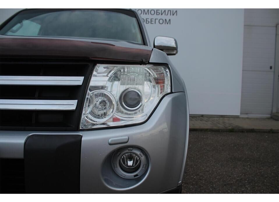 Mitsubishi Pajero, IV 3.0 AT (178 л.с.) 4WD