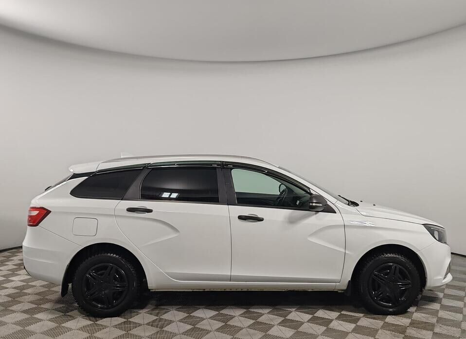 LADA (ВАЗ) Vesta, I SW 1.6 CVT (113 л.с.)