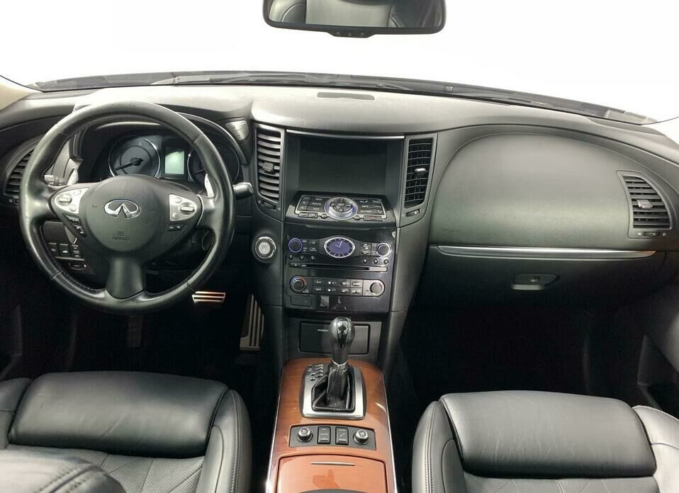 Infiniti FX FX37 3.7 AT (333 л.с.) 4WD