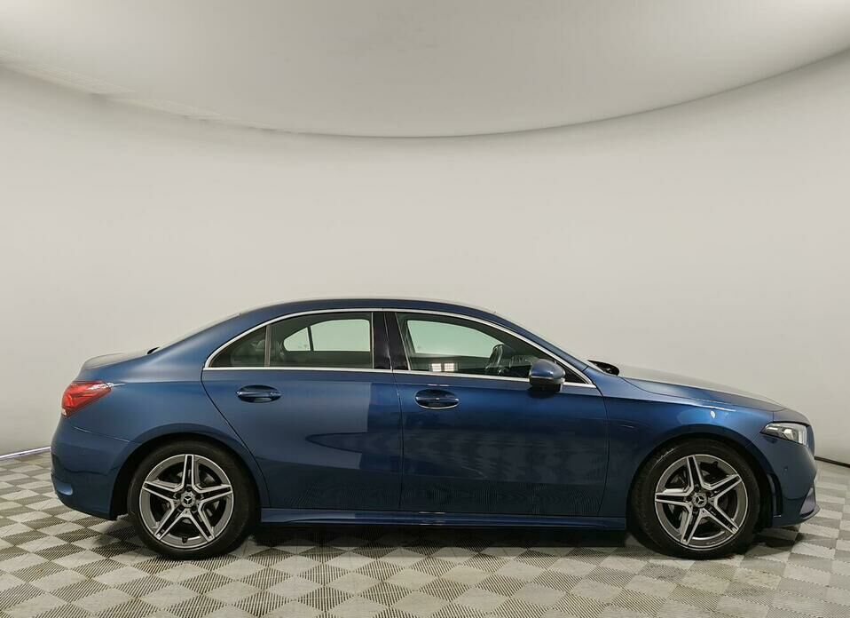 Mercedes-Benz A-Класс 200 1.3 AMT (150 л.с.)