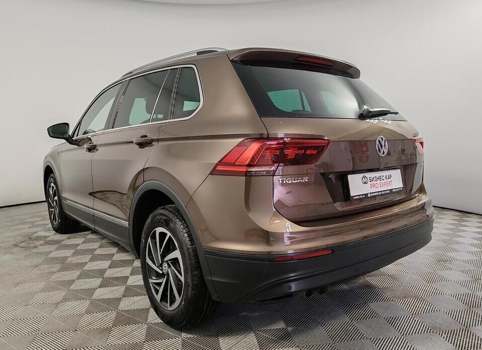 Volkswagen Tiguan 2.0d AMT (150 л.с.) 4WD