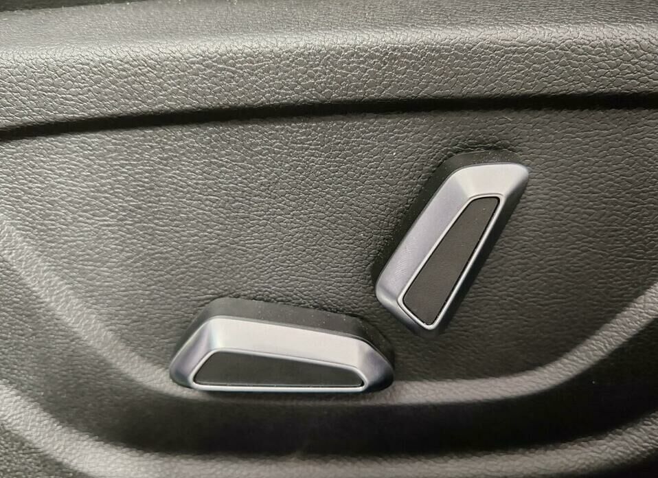 Geely Coolray 1.5 AMT (150 л.с.)