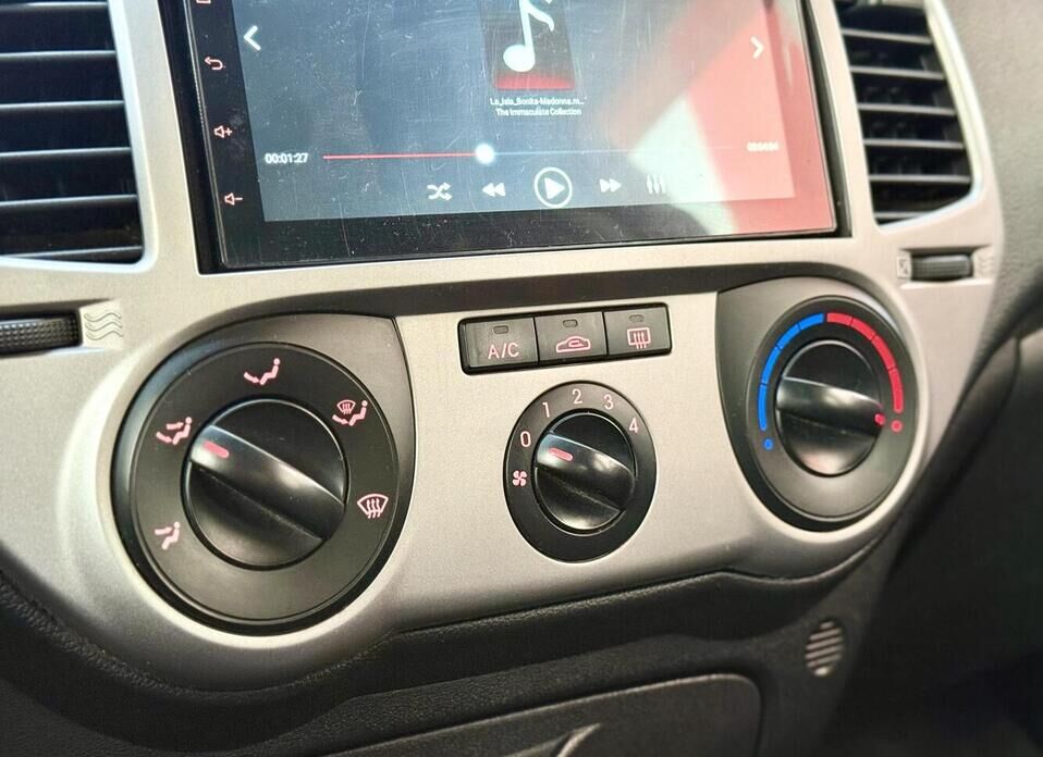 Hyundai i20, I 1.3 MT (78 л.с.)