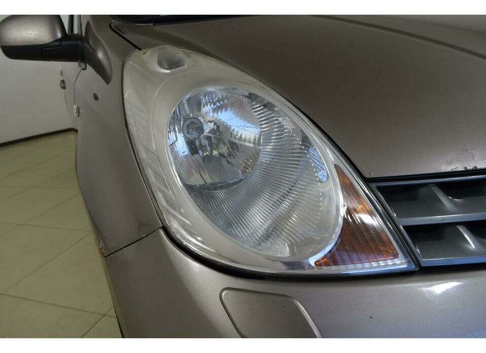 Nissan Note 1.6 MT (110 л.с.)