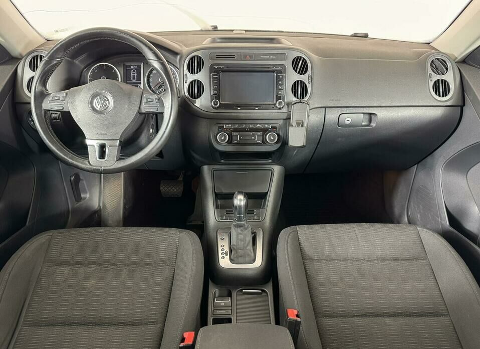 Volkswagen Tiguan 2.0d AT (140 л.с.) 4WD