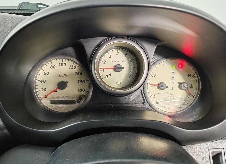 Toyota RAV4, II (XA20) 2.0 AT (152 л.с.) 4WD