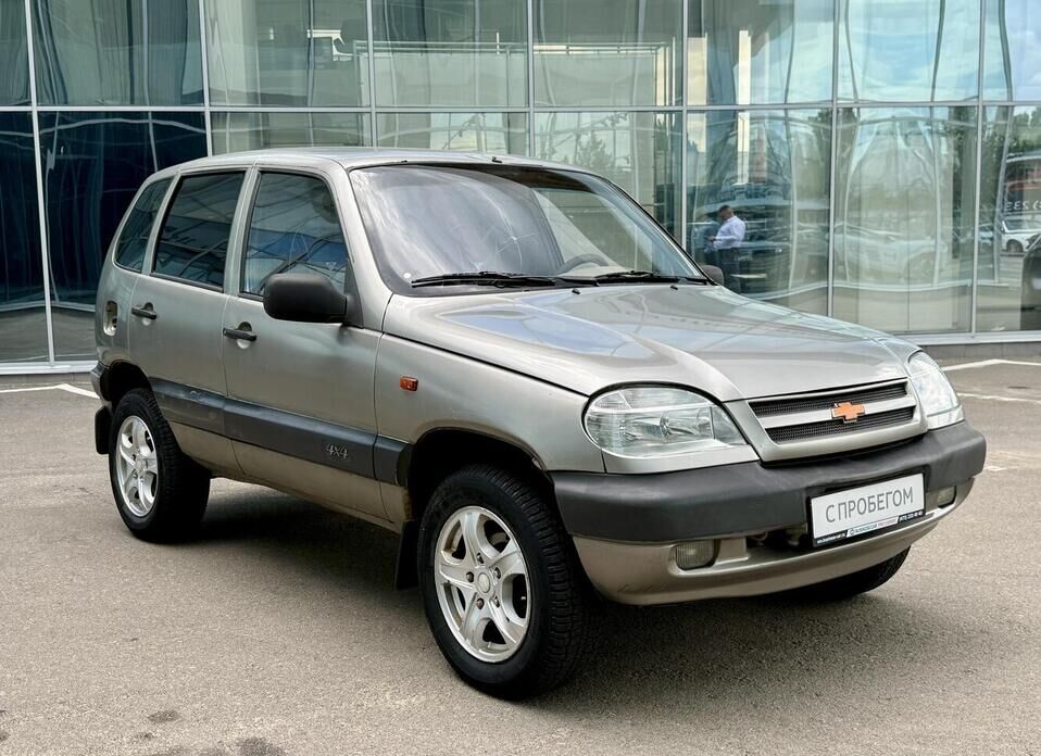 Chevrolet Niva, I 1.7 MT (80 л.с.) 4WD