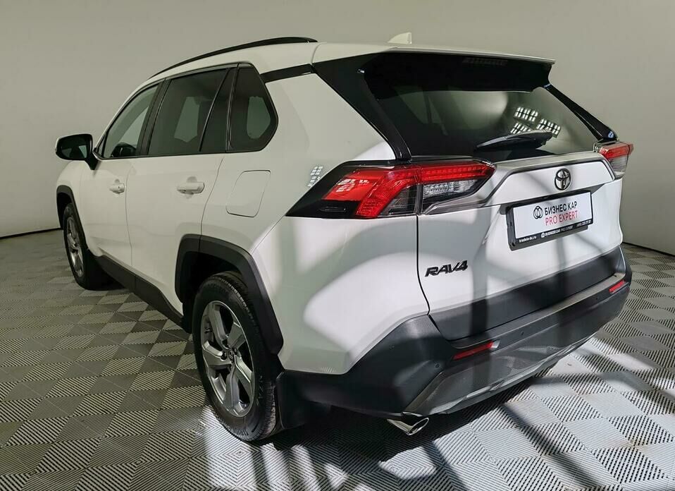 Toyota RAV4 2.0 CVT (149 л.с.)