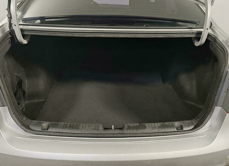 Kia Rio 4-speed 1.6 AT (123 л.с.)