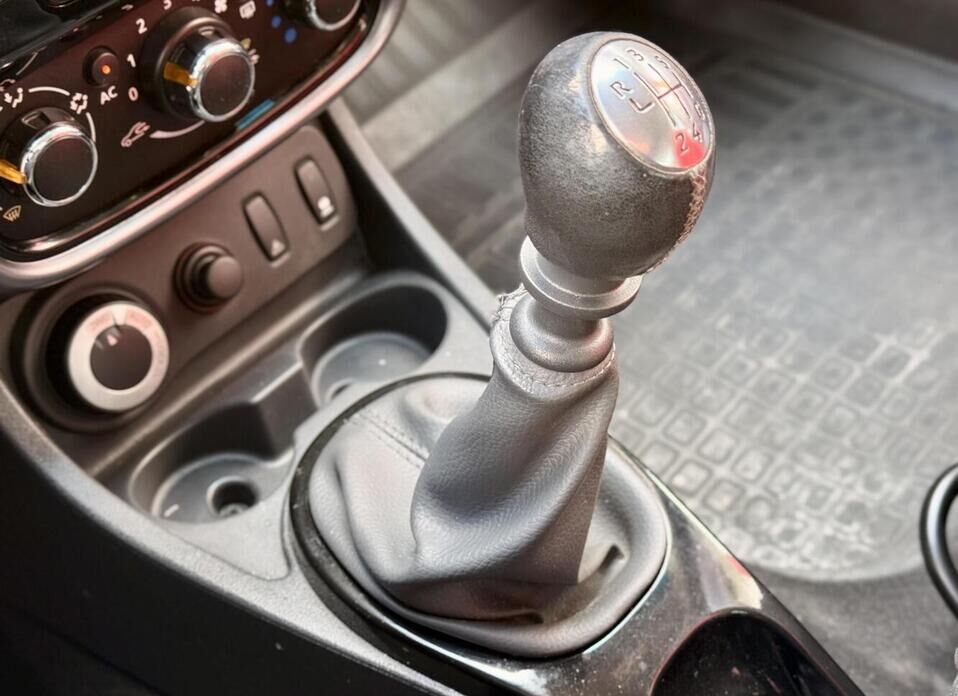 Renault Duster, I 2.0 MT (135 л.с.) 4WD