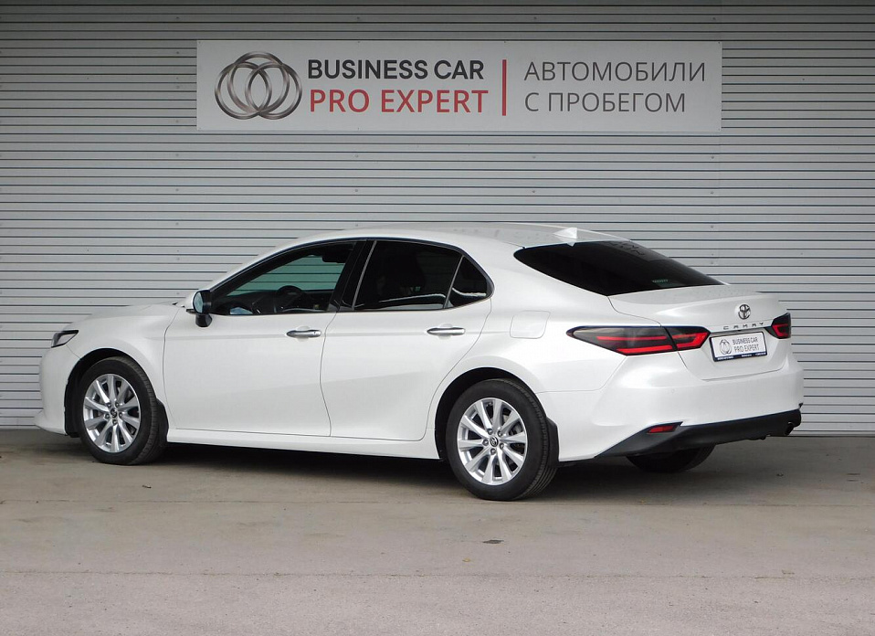 Toyota Camry, VIII (XV70) 2.5 AT (181 л.с.)