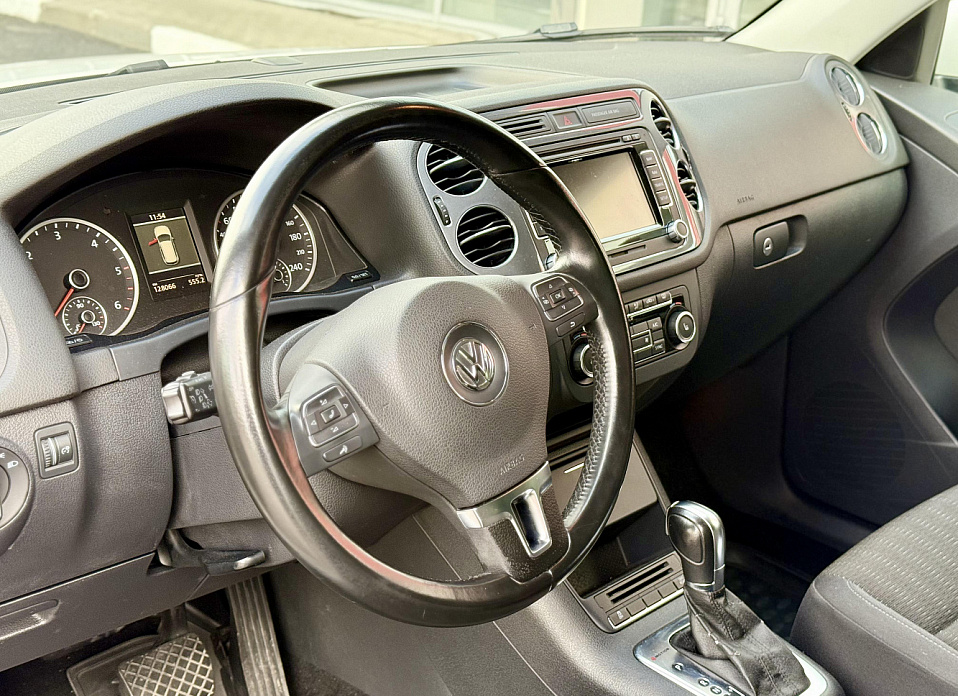 Volkswagen Tiguan, I Рестайлинг 2.0d AT (140 л.с.) 4WD