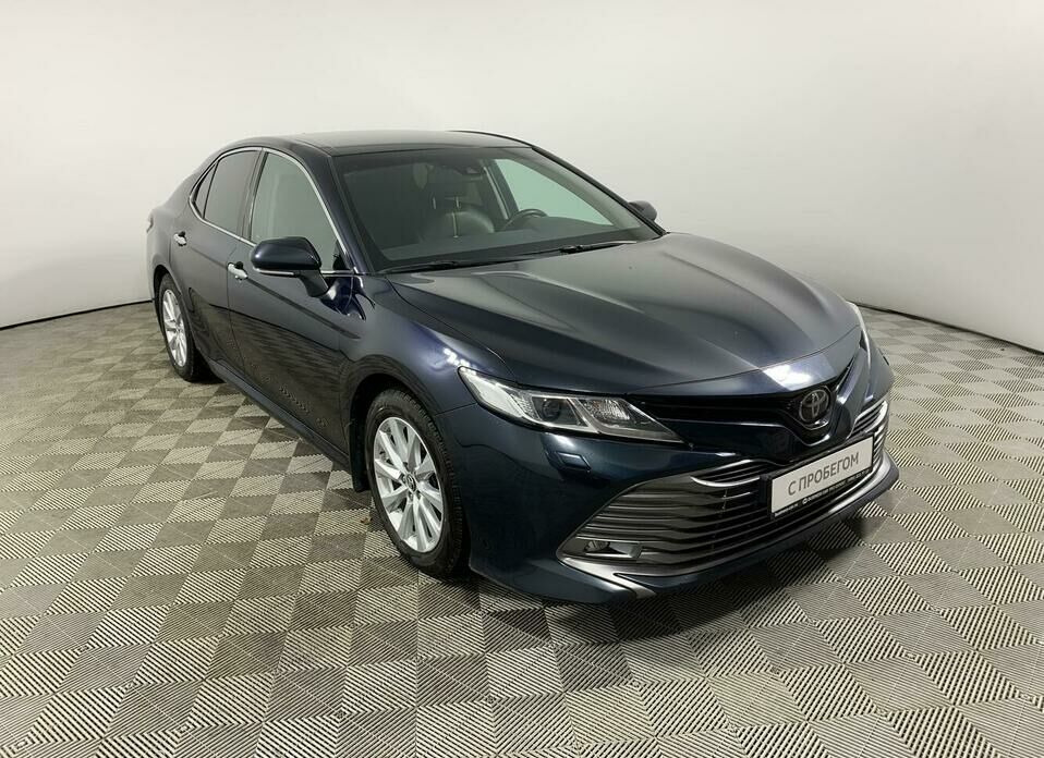 Toyota Camry 2.5 AT (181 л.с.)