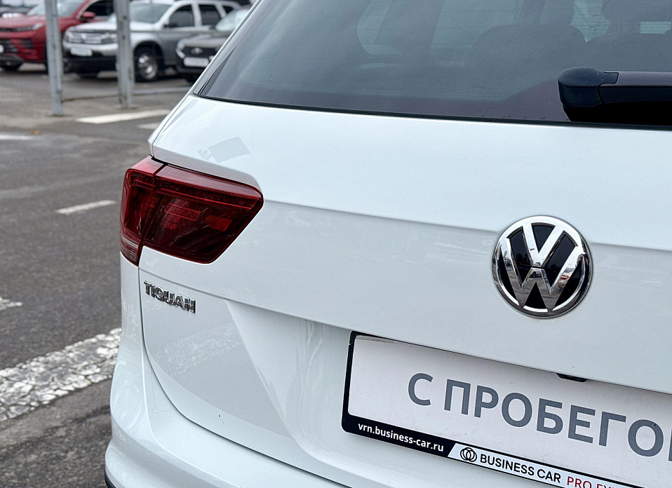 Volkswagen Tiguan, II 2.0d AMT (150 л.с.) 4WD