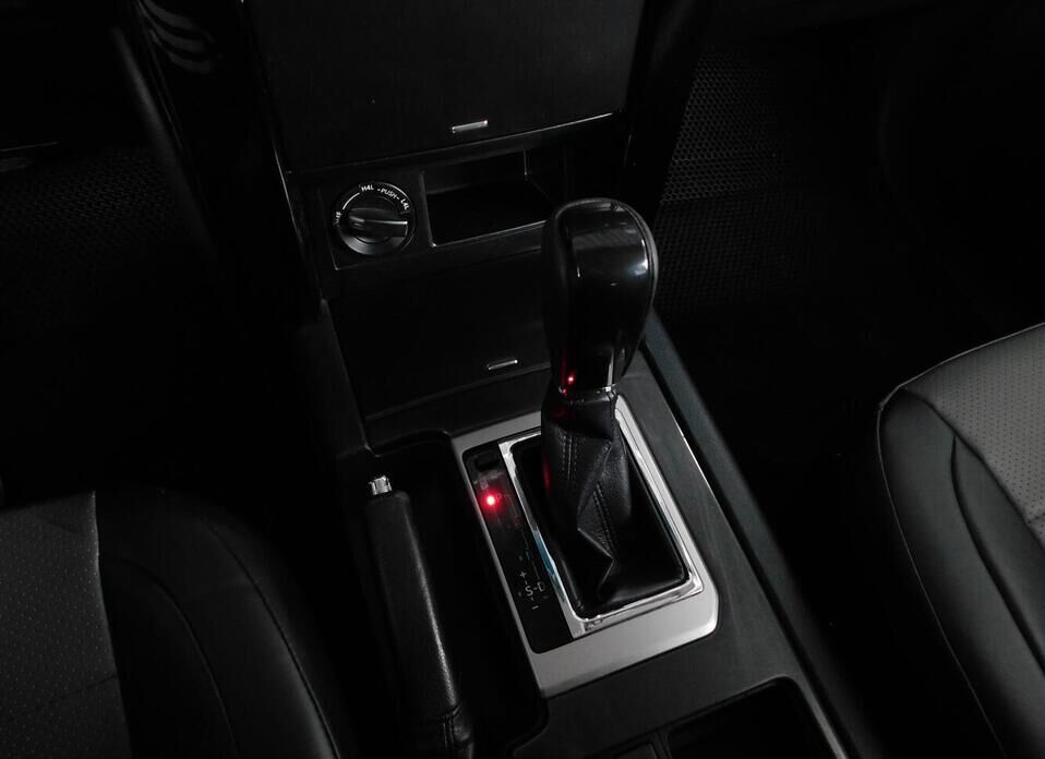 Toyota Land Cruiser Prado, 150 Series Рестайлинг 1 2.7 AT (163 л.с.) 4WD