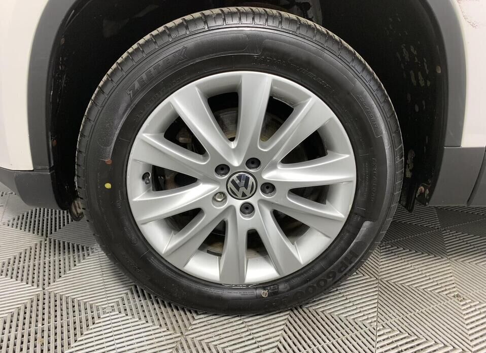 Volkswagen Tiguan, I 2.0 AT (170 л.с.) 4WD
