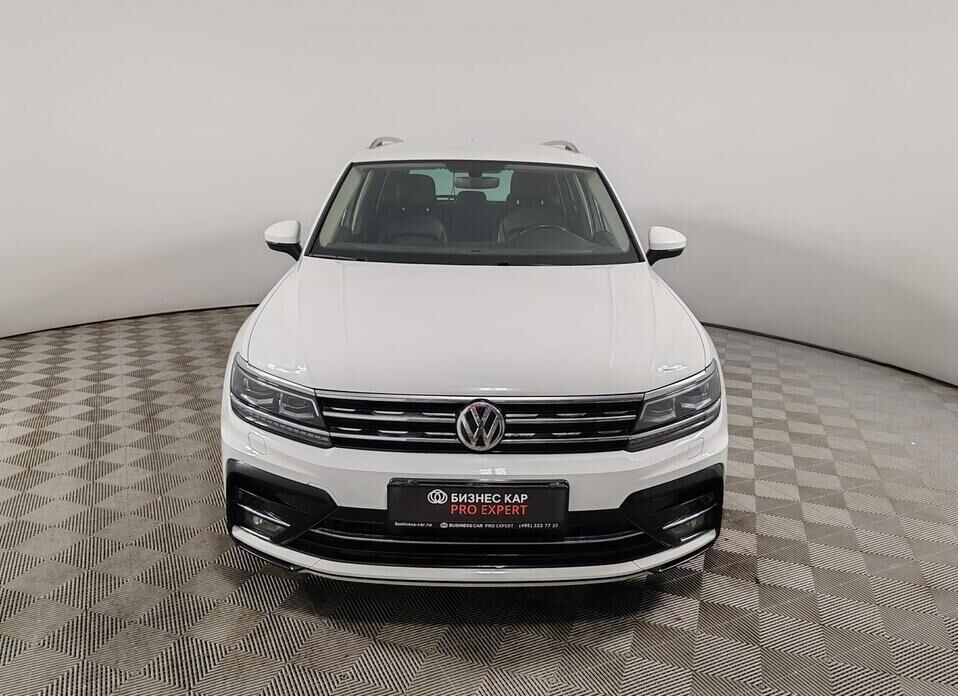 Volkswagen Tiguan, II 2.0 AMT (180 л.с.) 4WD