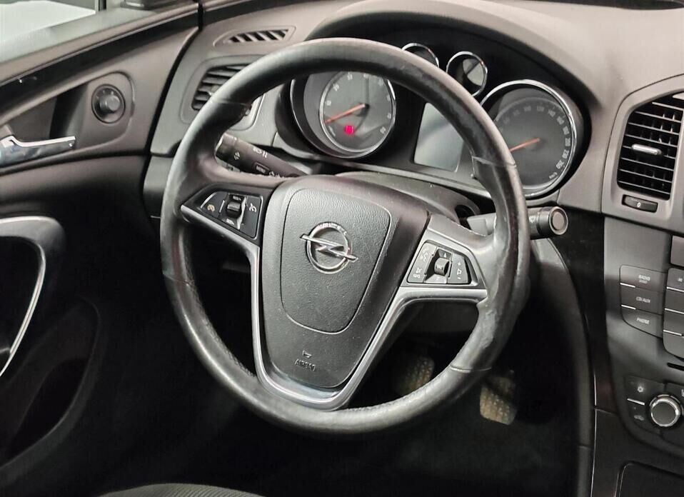 Opel Insignia, I 1.6 MT (180 л.с.)