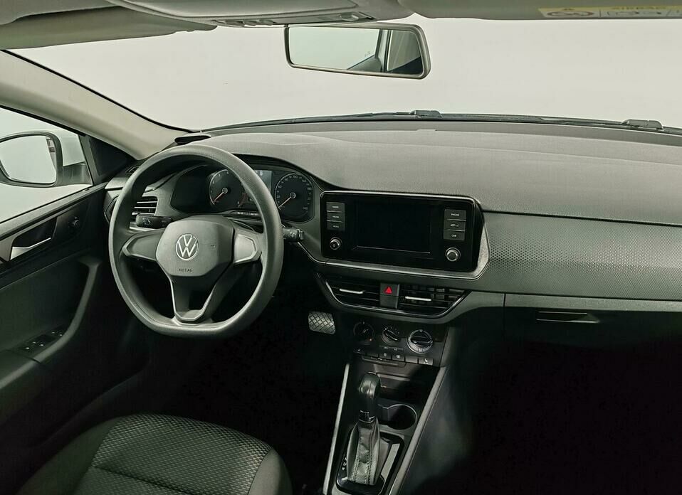 Volkswagen Polo 1.6 AT (110 л.с.)