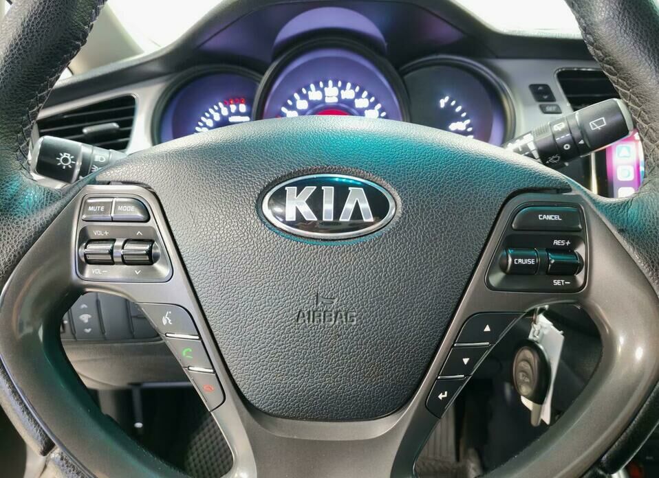 Kia Ceed 1.4 MT (100 л.с.)