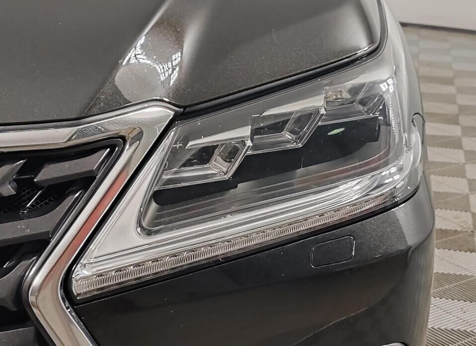 Lexus LX, III Рестайлинг 2 570 5.7 AT (367 л.с.) 4WD