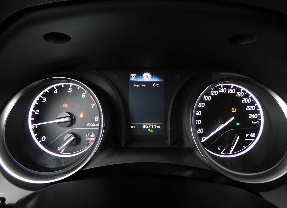 Toyota Camry, VIII (XV70) 2.5 AT (181 л.с.)