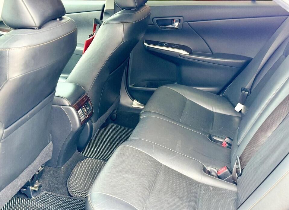 Toyota Camry, VII (XV50) Рестайлинг 2.5 AT (181 л.с.)