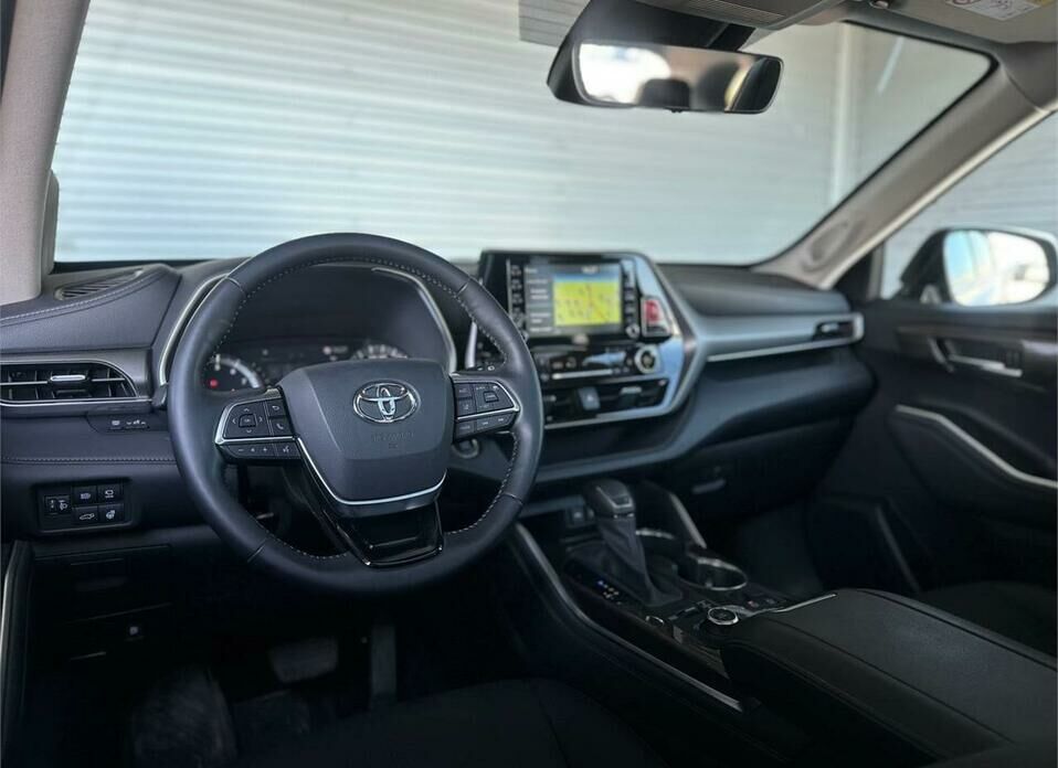 Toyota Highlander 3.5 AT (249 л.с.) 4WD