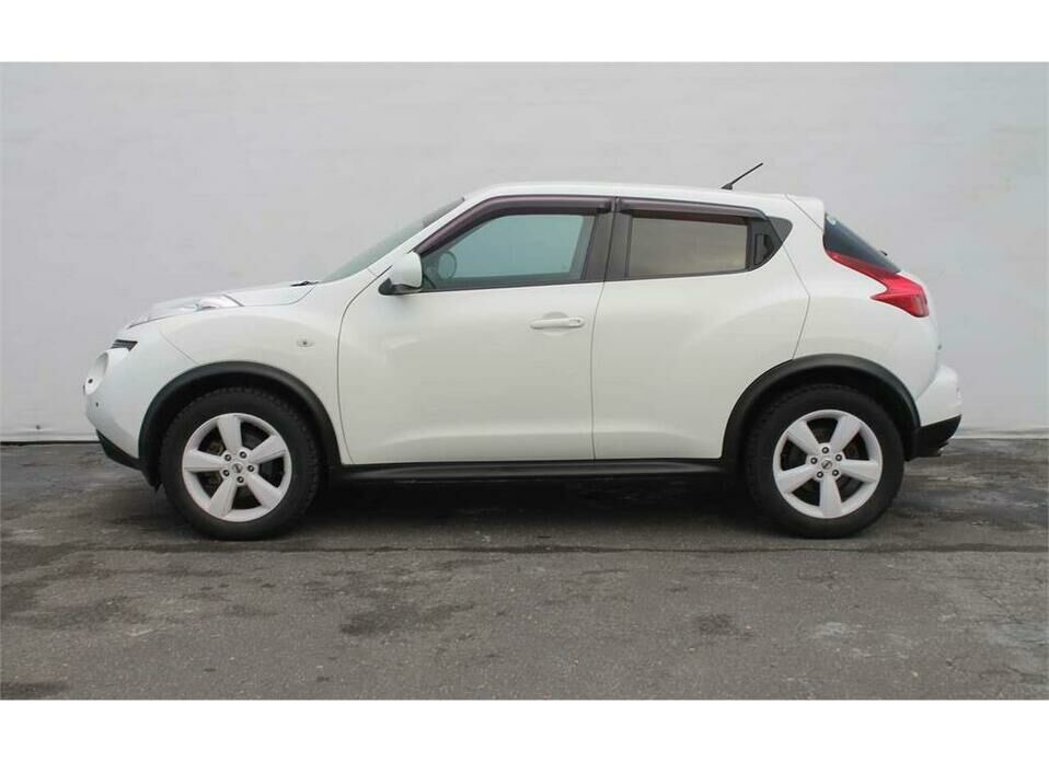 Nissan Juke 1.6 MT (117 л.с.)