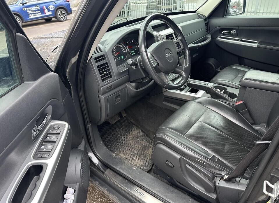 Jeep Cherokee, IV (KK) 2.8d AT (177 л.с.) 4WD