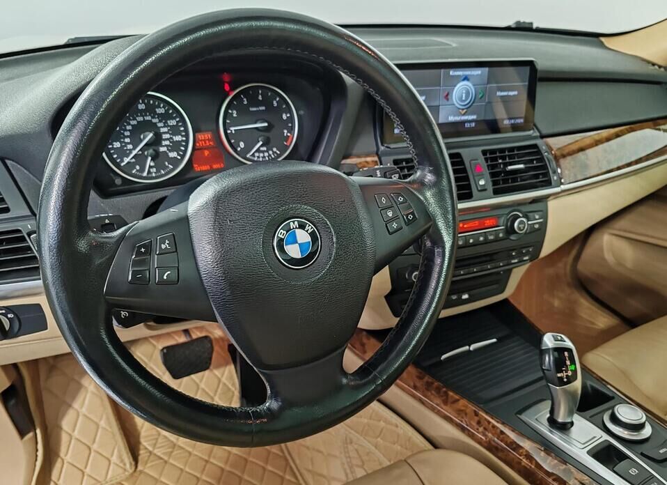BMW X5, II (E70) 30i 3.0 AT (272 л.с.) 4WD
