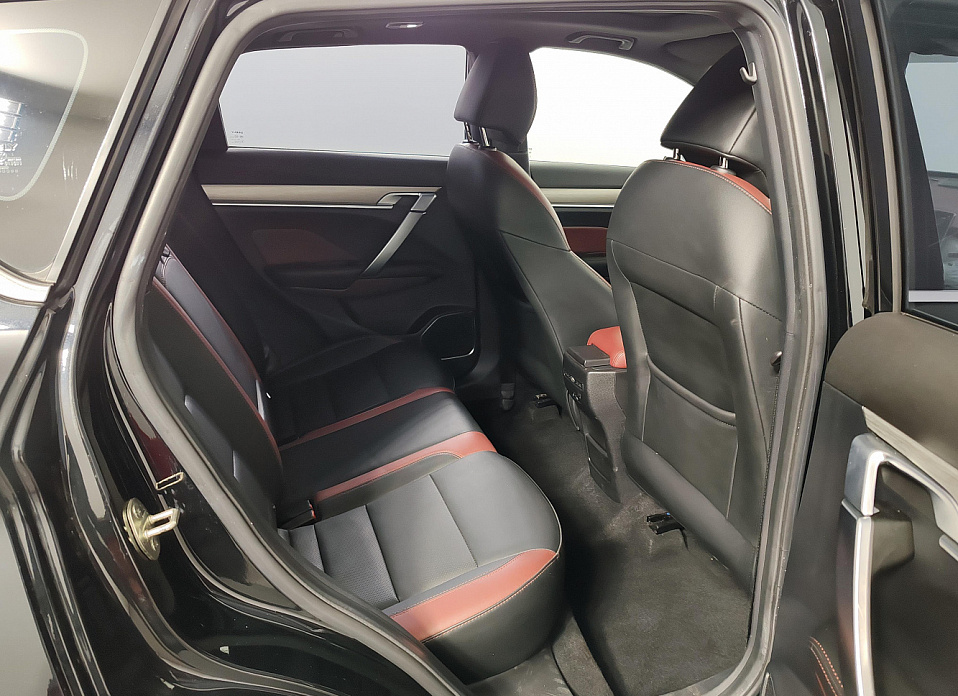 Geely Coolray, I 1.5 AMT (150 л.с.)