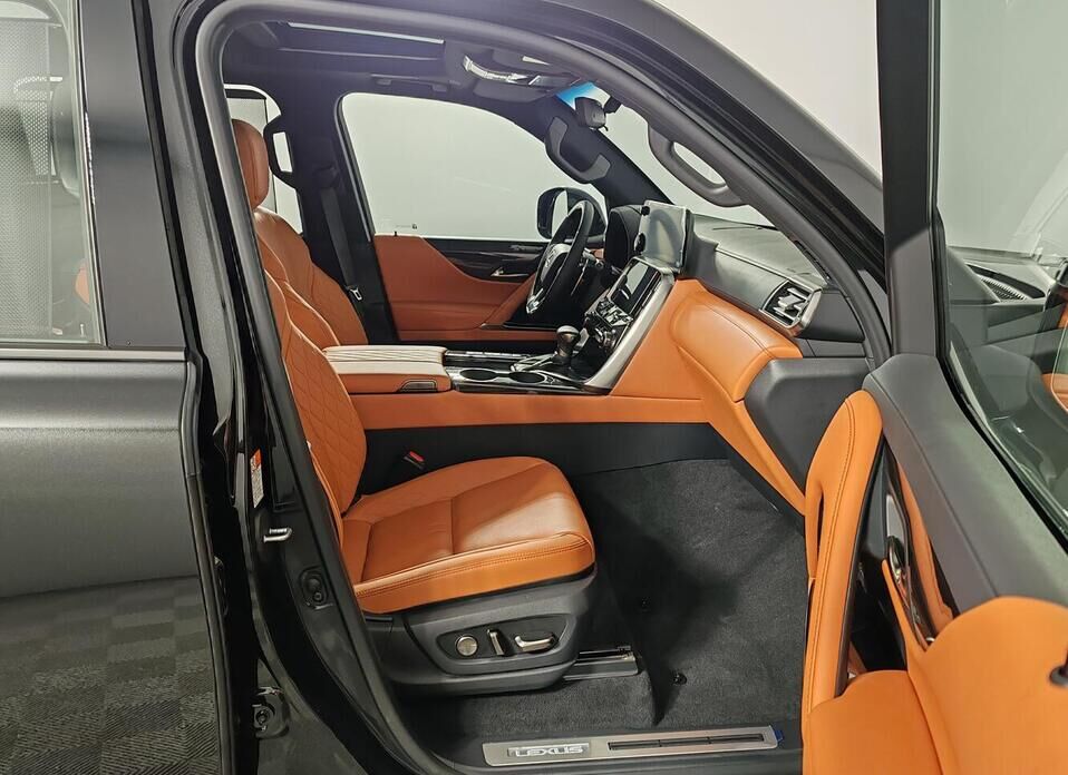 Lexus LX, IV 600 3.4 AT (415 л.с.) 4WD