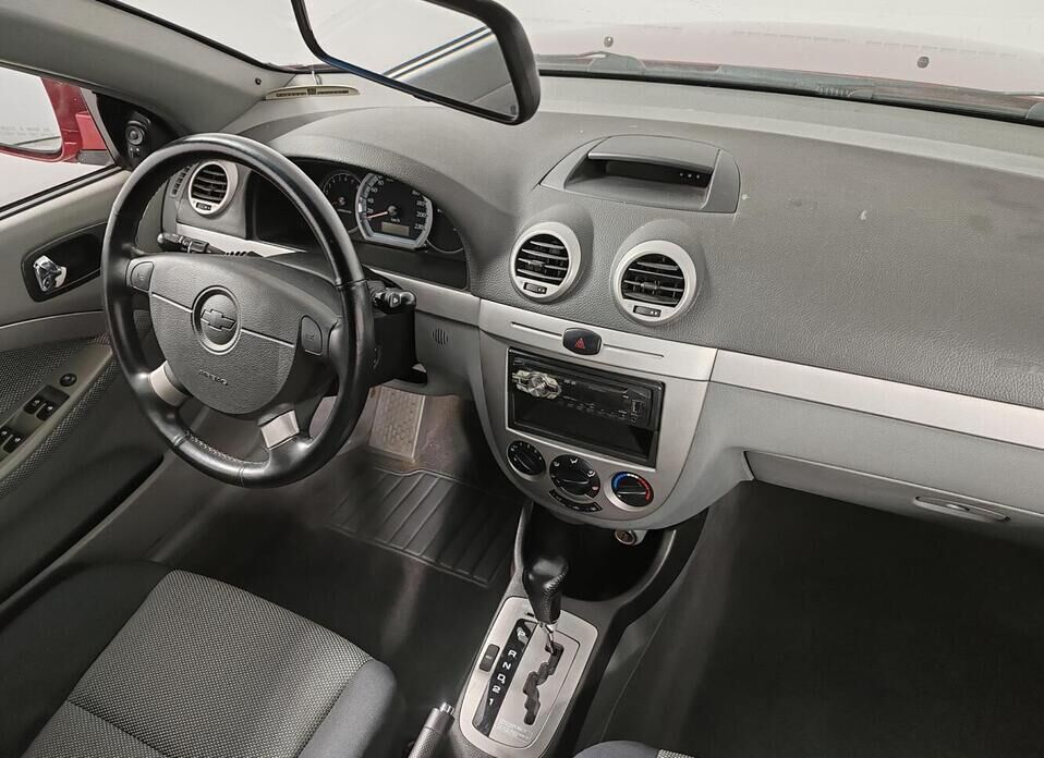 Chevrolet Lacetti 1.6 AT (109 л.с.)