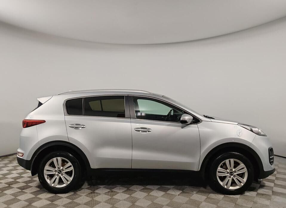 Kia Sportage, IV 2.0 AT (150 л.с.)