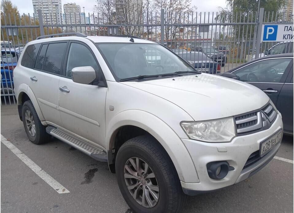 Mitsubishi Pajero Sport, II Рестайлинг 2.5d AT (178 л.с.) 4WD