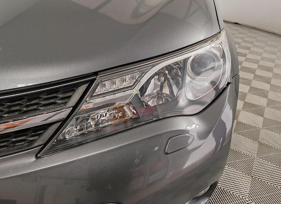 Toyota RAV4, IV (XA40) 2.0 CVT (146 л.с.) 4WD