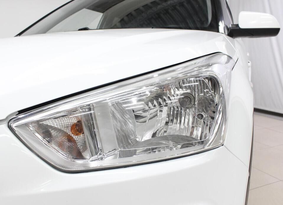 Hyundai Creta 1.6 MT (121 л.с.) 4WD