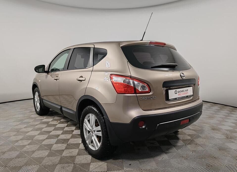 Nissan Qashqai, I Рестайлинг 2.0 CVT (141 л.с.)