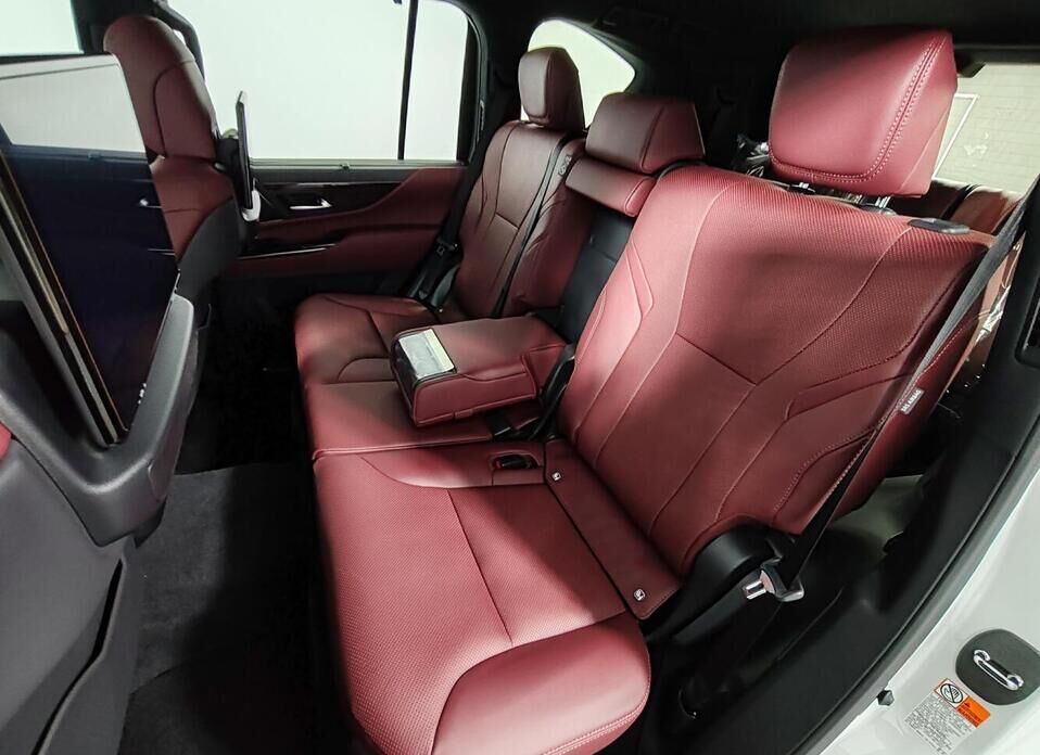 Lexus LX, IV 600 3.5 AT (415 л.с.) 4WD