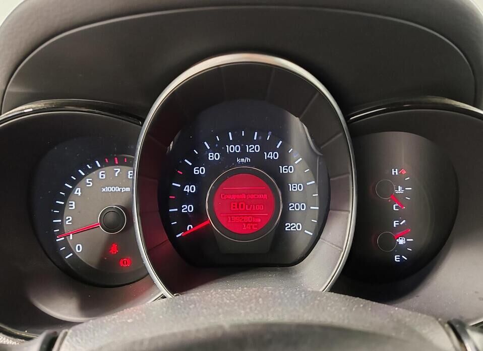 Kia Rio, III Рестайлинг 1.6 MT (123 л.с.)