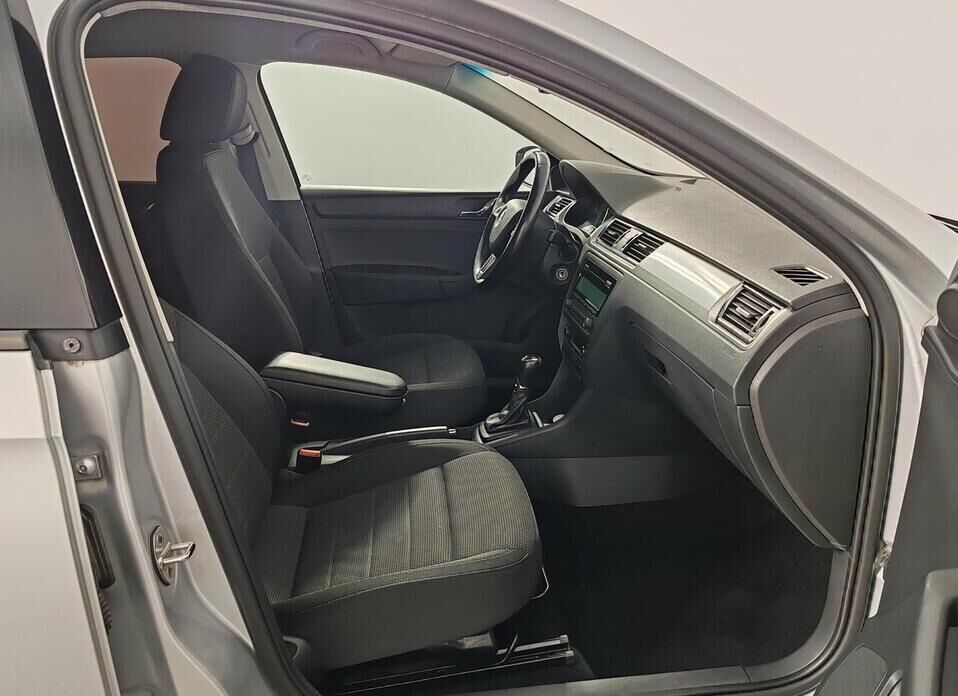 Skoda Rapid 1.6 AT (105 л.с.)