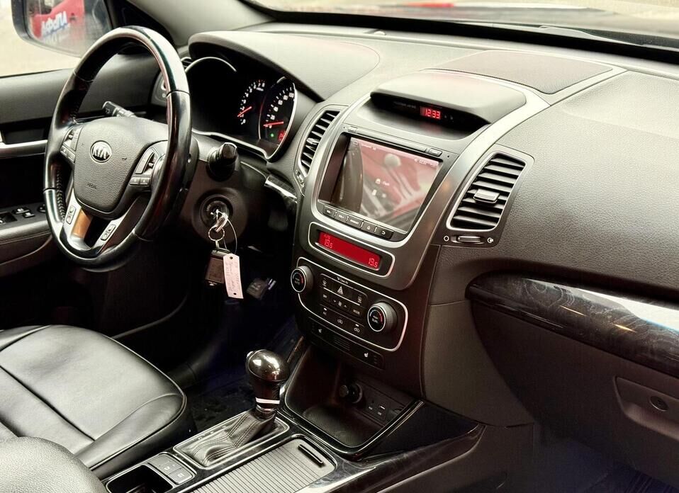 Kia Sorento, II Рестайлинг 2.4 AT (175 л.с.) 4WD