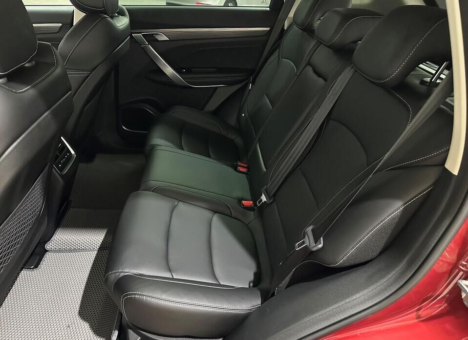 Geely Atlas Pro 1.5 AT (150 л.с.)