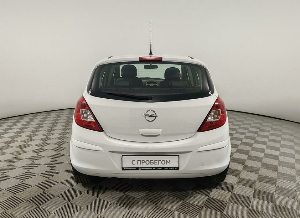 Opel Corsa 1.4 MT (100 л.с.)