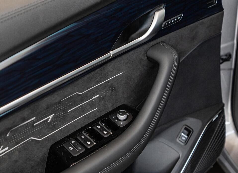 Geely Monjaro, I 2.0 AT (238 л.с.) 4WD