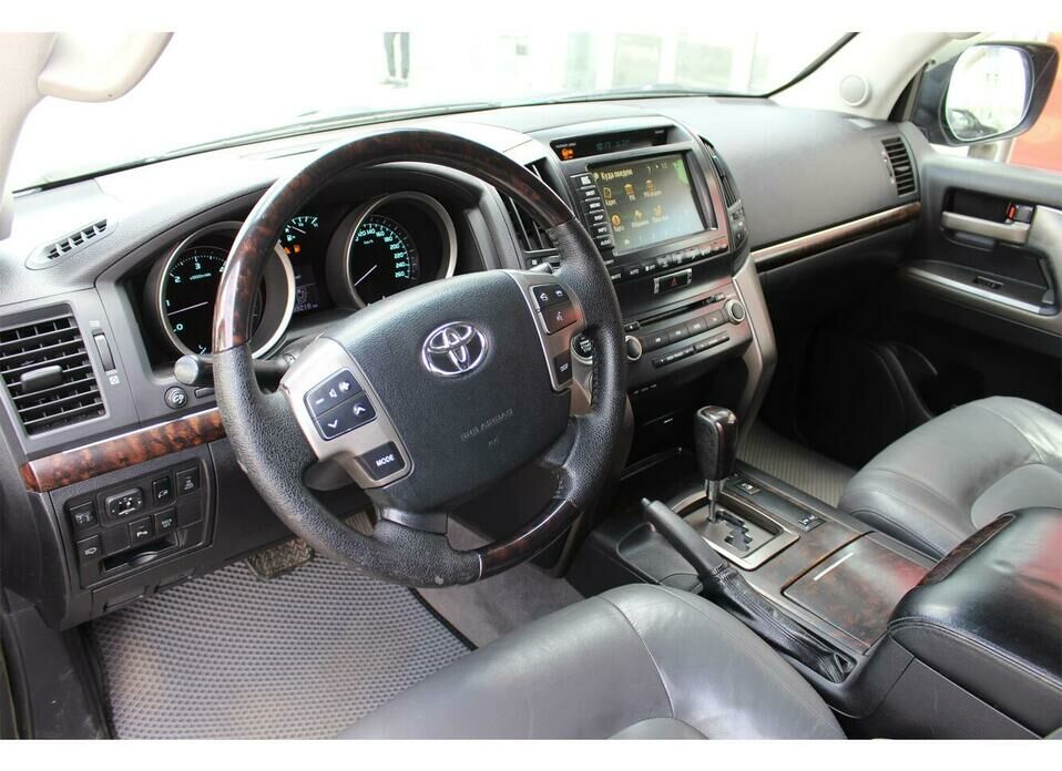 Toyota Land Cruiser 4.5d AT (235 л.с.) 4WD