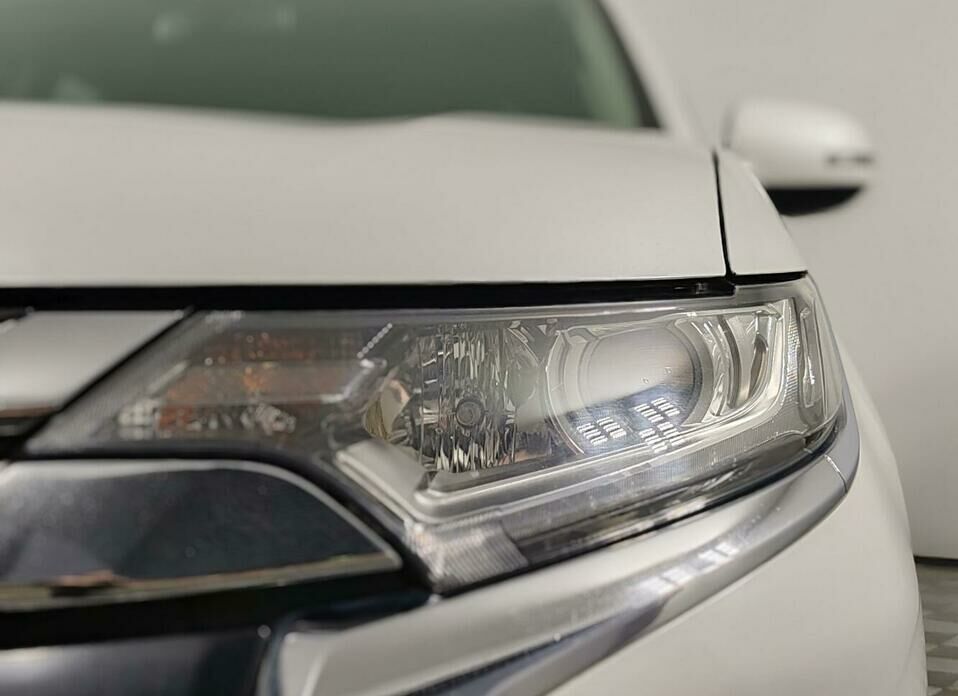 Mitsubishi Outlander 2.4 CVT (167 л.с.) 4WD